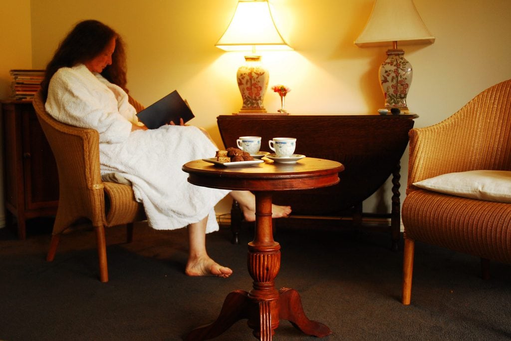 PLLGabby49guestroom life 2