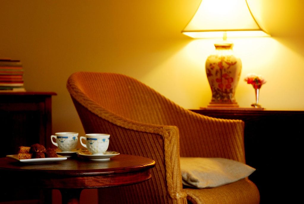 PLLGabby52guest room life coffee cups